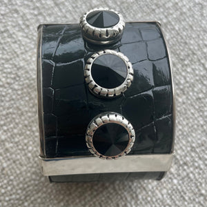 Bracelet en argent et croco noir